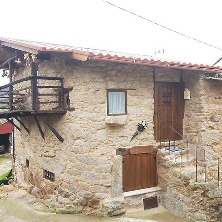 A Paragueria Sas de Penelas Ngoại thất bức ảnh
